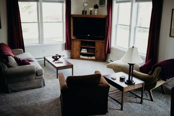 Bed And Breakfasts for 7 Guests in Lake Michigan, Michigan, Picture 4