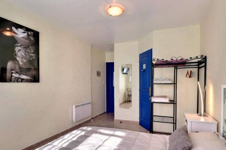 Location de vacances pour 2 personnes, avec piscine et jardin à Saint-Fortunat-sur-Eyrieux - 3