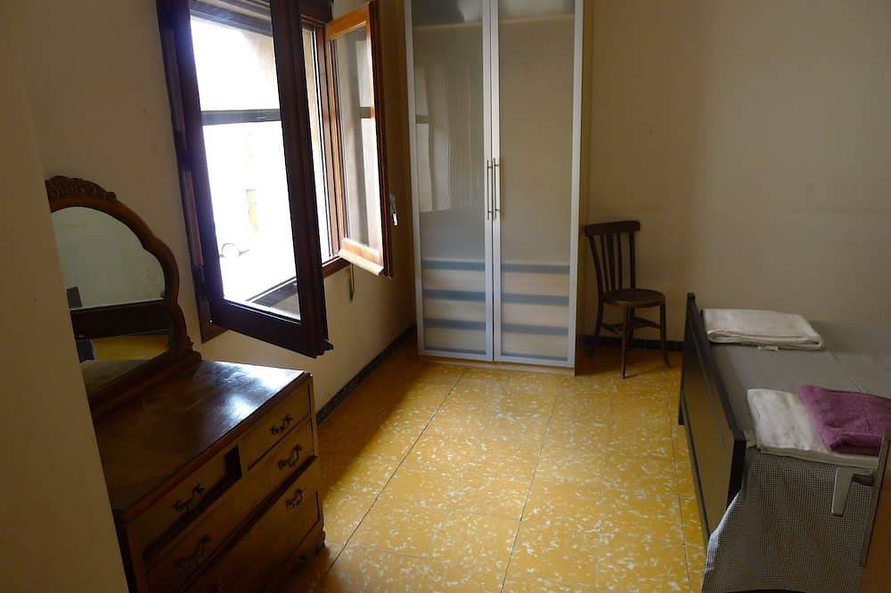 Logement, 2 terrasses et Bio Jardin, Costa Brava. Récemment rénové. in L'Armentera, Haut-Ampurdan