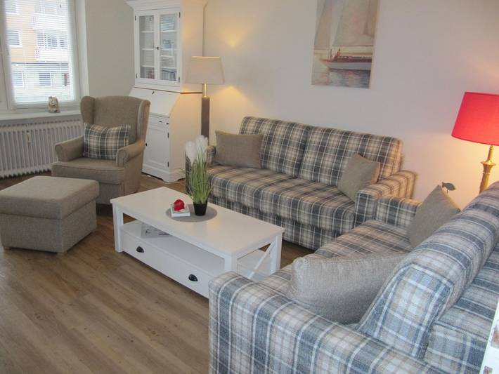 Ganze Wohnung, 3 Zimmer Appartement in der Johann-Möller-Str. 25 in Westerland, Sylt (Gemeinde)