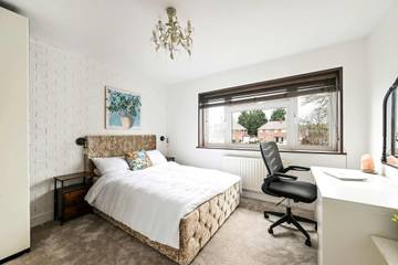 Holiday Rental for 13 People in Windsor, Windsor and Maidenhead, Photo 1