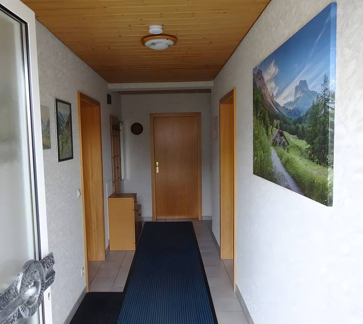 Entire apartment, Holiday Apartment 'Marina Beha' with Private Terrace, Shared Garden and Wi-Fi in Unterkirnach, Central Black Forest