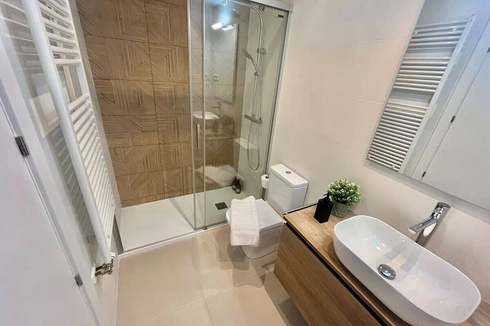 Entire apartment, Penthouse Barcelona | Beach in Sant Adrià de Besòs, Barcelonès