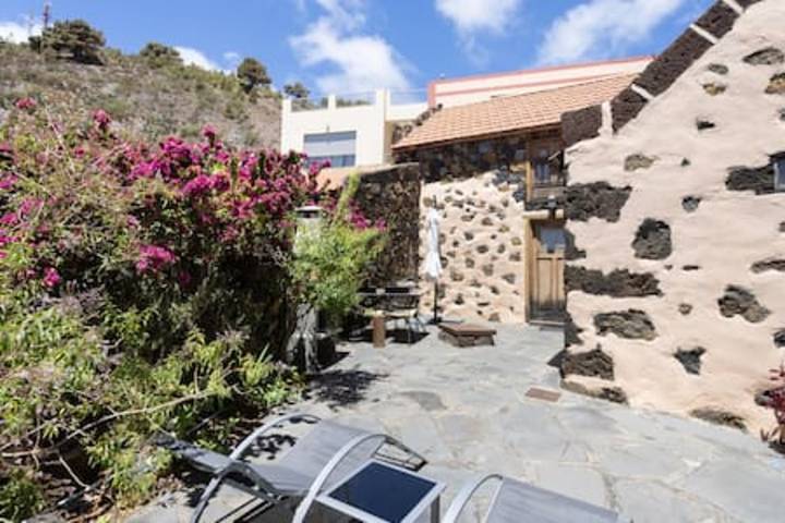 Casa rural para 4 personas, con terraza y jardín, Familias con niños en El Pinar de El Hierro
