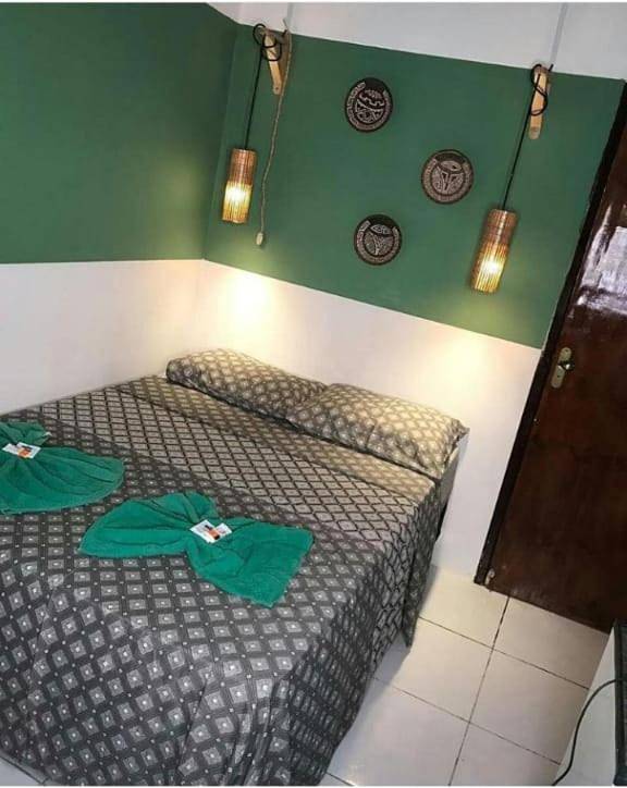 Auberge pour 4 personnes, avec piscine ainsi que terrasse et vue, animaux acceptés