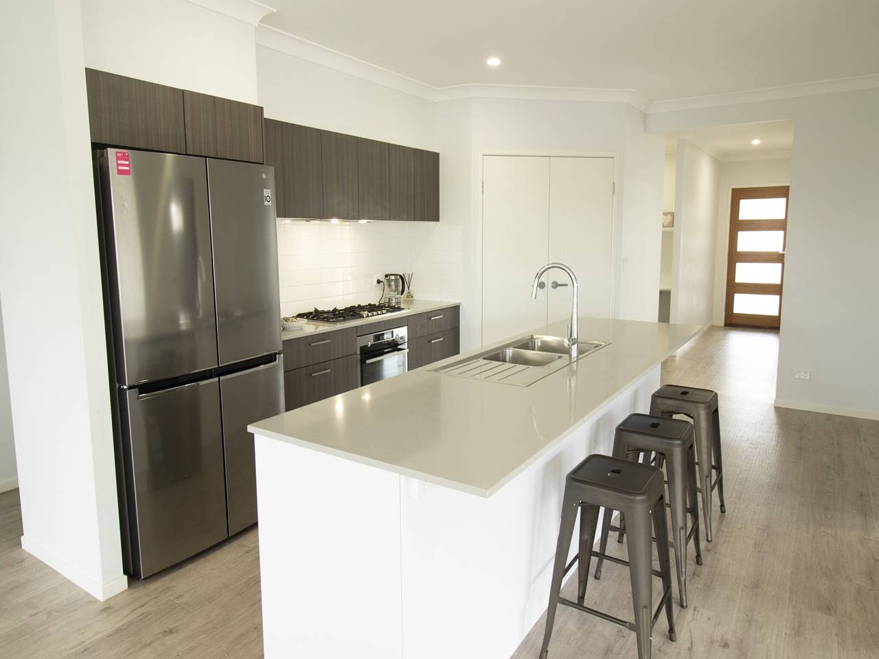 Entire apartment, Spacious 4-Bed House in Leafy Plainland in Queensland