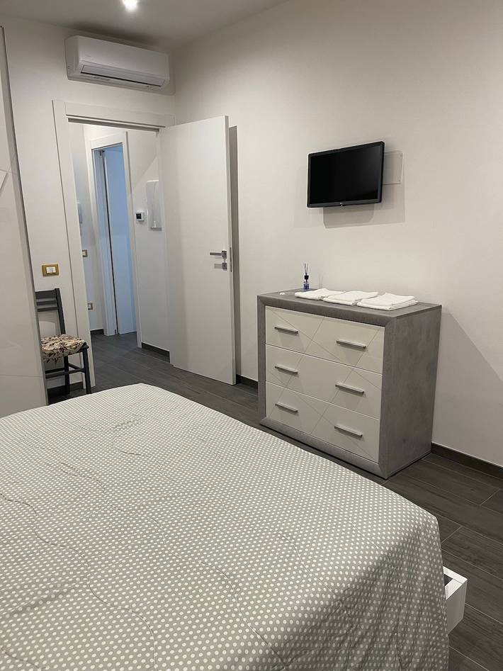 Appartamento intero, Appartamento "Il Paradiso Holiday" con terrazza privata, aria condizionata e Wi-Fi in Ravenna, Provincia di Ravenna