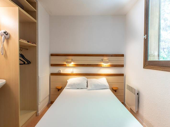 Gîte pour 5 personnes, avec terrasse et piscine, adapté aux familles à Guillaumes - 3