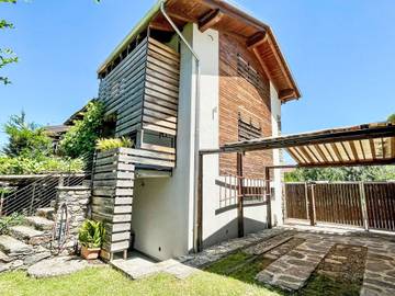 Gîte pour 4 personnes, avec jardin et vue à Colico
