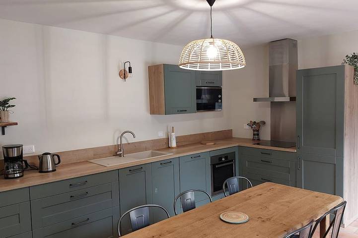 Gîte pour 6 personnes, avec jardin à Visan - 2