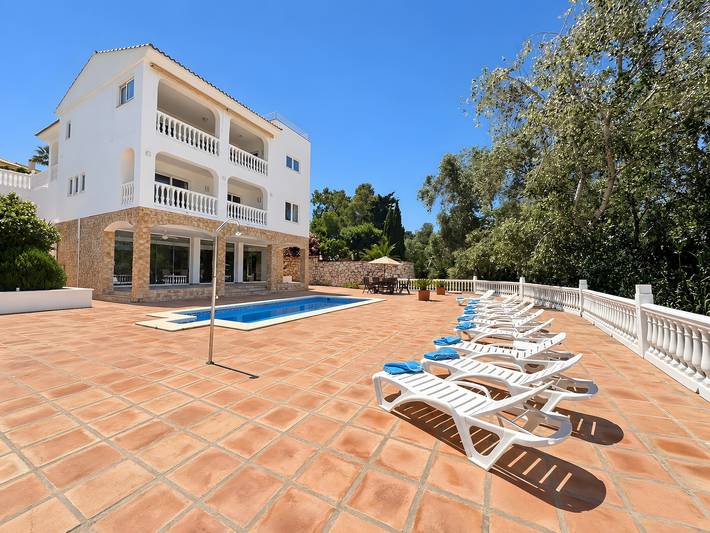 Villa Milano mit privatem Pool, Bergblick & 4 Schlafzimmern mit Bad en Suite in Mijas Costa, Mijas