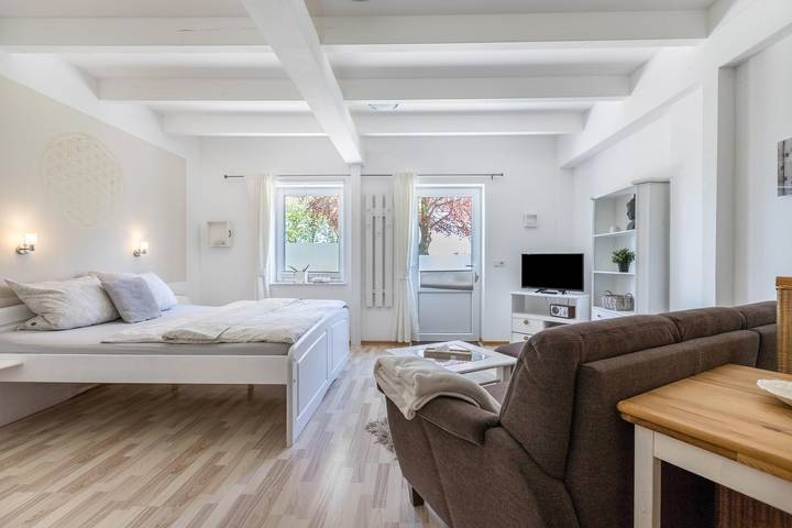 Ferienwohnung für 2 Personen, mit Sauna und Garten