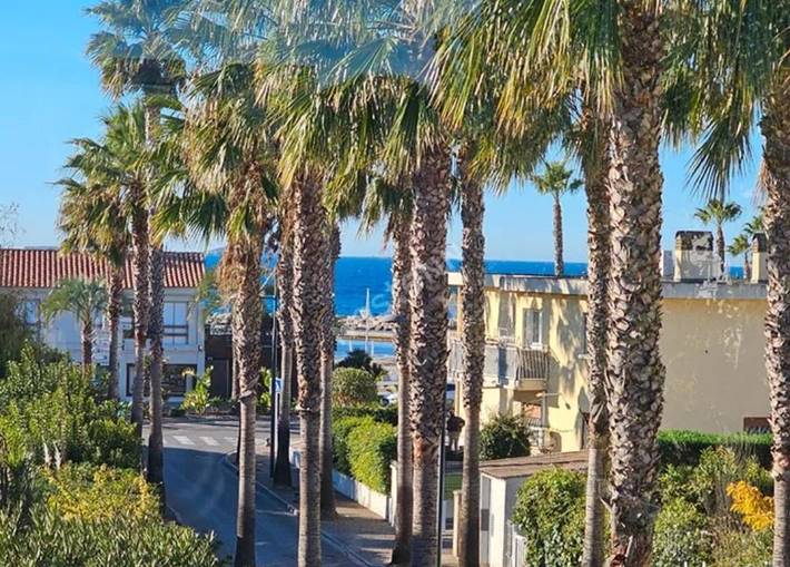 Appartement de vacances pour 4 personnes, avec vue et terrasse