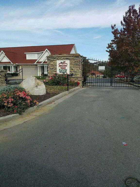 Ganze Wohnung, Frisch renovierte Apple Blossom Getaway-in der Nähe von Apple Barn-in der Nähe von Tanger Outlets in Sevierville, Sevier County