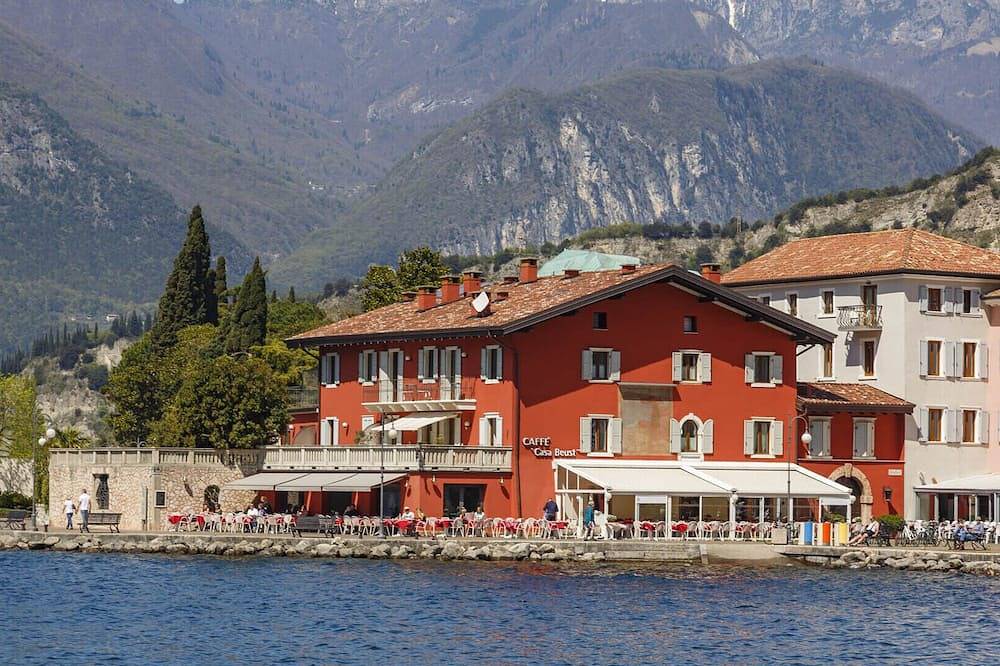 Entire apartment, Ada - apartment - Centro Torbole in Torbole, Nago-Torbole