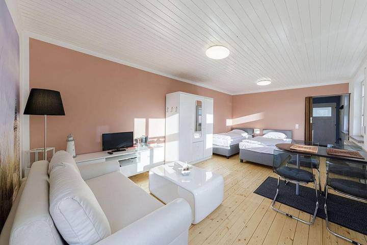 Ferienwohnung für 3 Personen, mit Balkon und Garten an der Müritz - 2