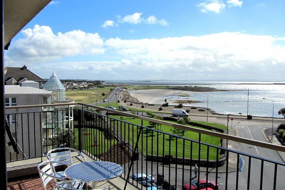 Apartamento entero, Cómodo, moderno, de lujo, seguro, frente a la playa, frente al mar, centro de la ciudad in Salthill, Galway