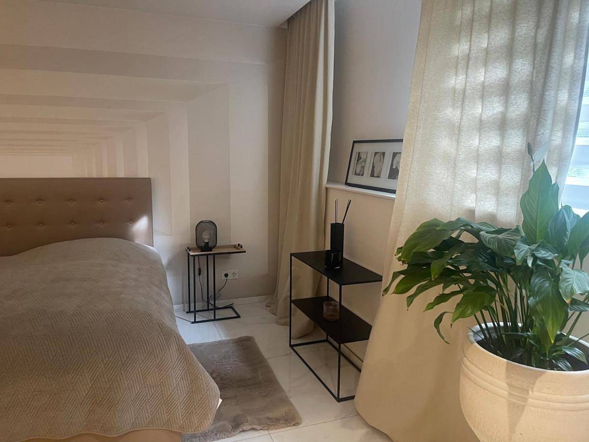 Ganze Wohnung, Moderne, ruhige Ferienwohnung , ideal zum Abschalten in Hadamar, Landkreis Limburg-Weilburg
