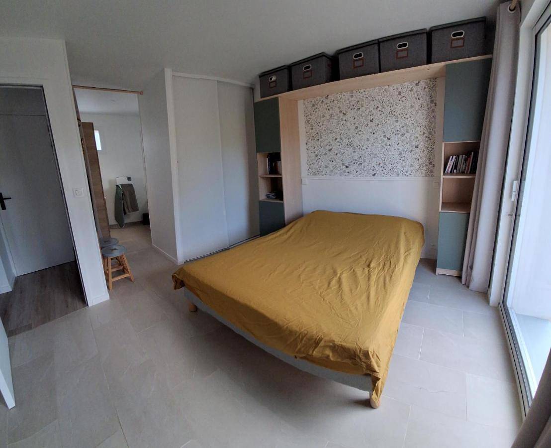 Appartement de vacances entier, Double Room with Private Bathroom in Bangor, Côte des Mégalithes