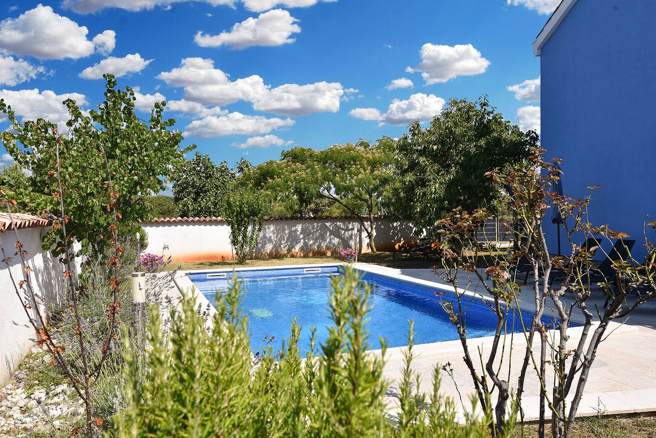 Geheel appartement, Vakantieappartement voor 6 personen met terras in Marčana, Zuidkust Istrië