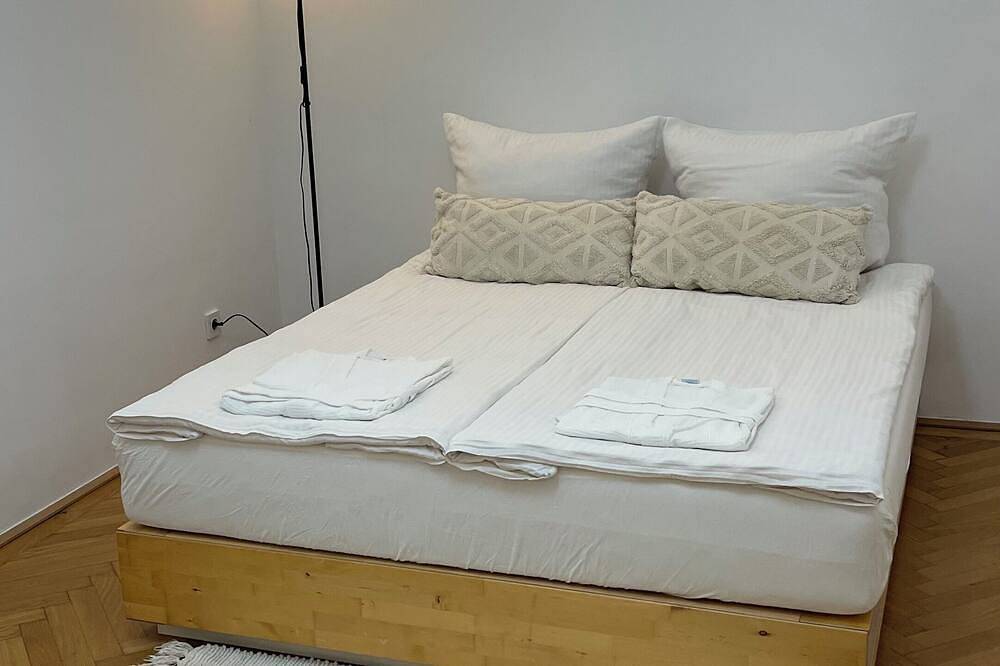 Ganze Wohnung, Marvelous 2-Bedroom Apartment in the Heart of Vienna in Wien Innenstadt, Wien
