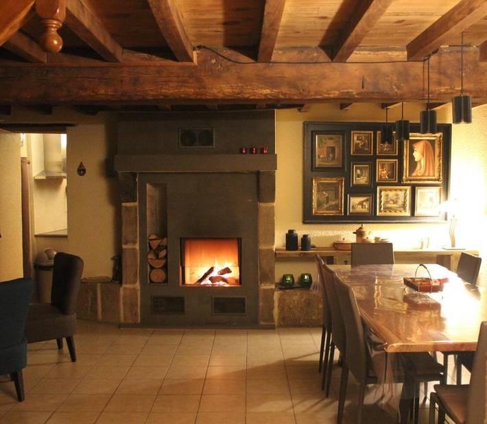 Location de vacances pour 4 personnes, avec vue ainsi que jardin et sauna à Pionsat - 3