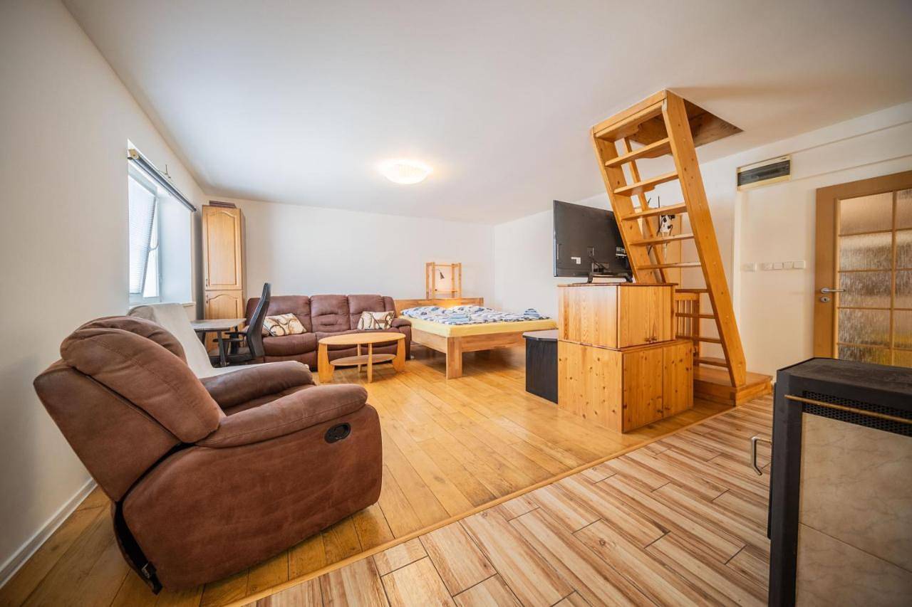One-Bedroom House in Prag, Mittelböhmen