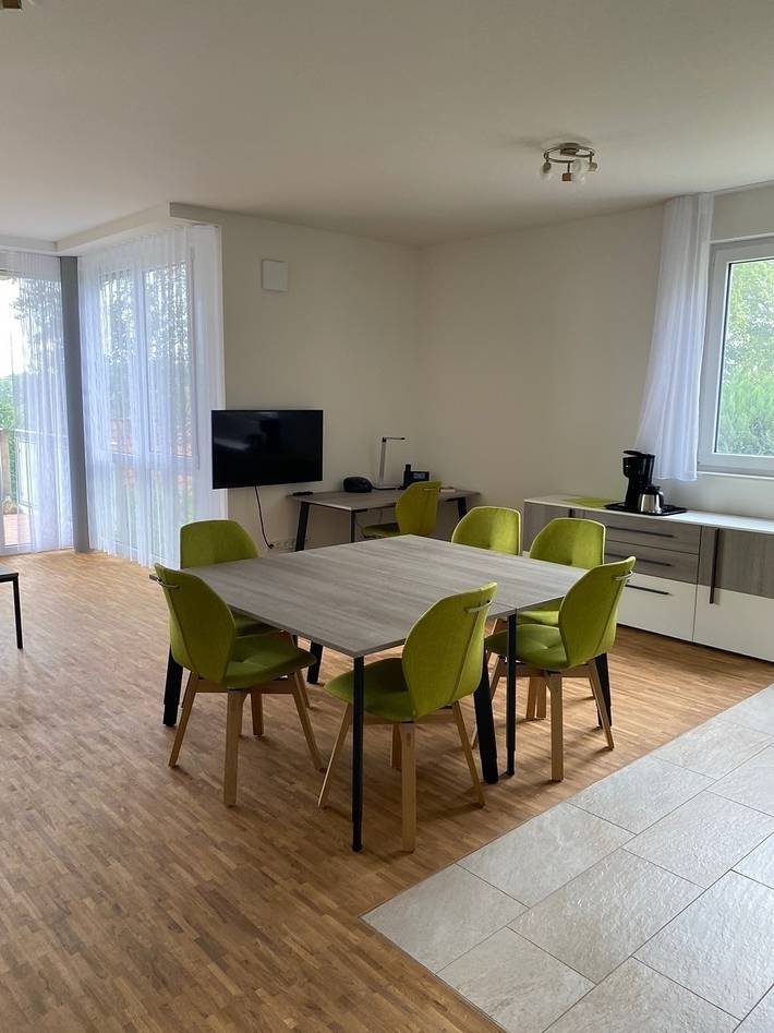 Ferienwohnung für 8 Personen, mit Balkon und Ausblick in Oerlinghausen - 2