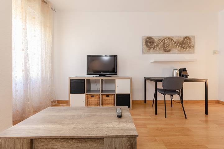 Apartamento entero, Apartamento 'Chick' con Wi-Fi y aire acondicionado in Central Seville, Sevilla