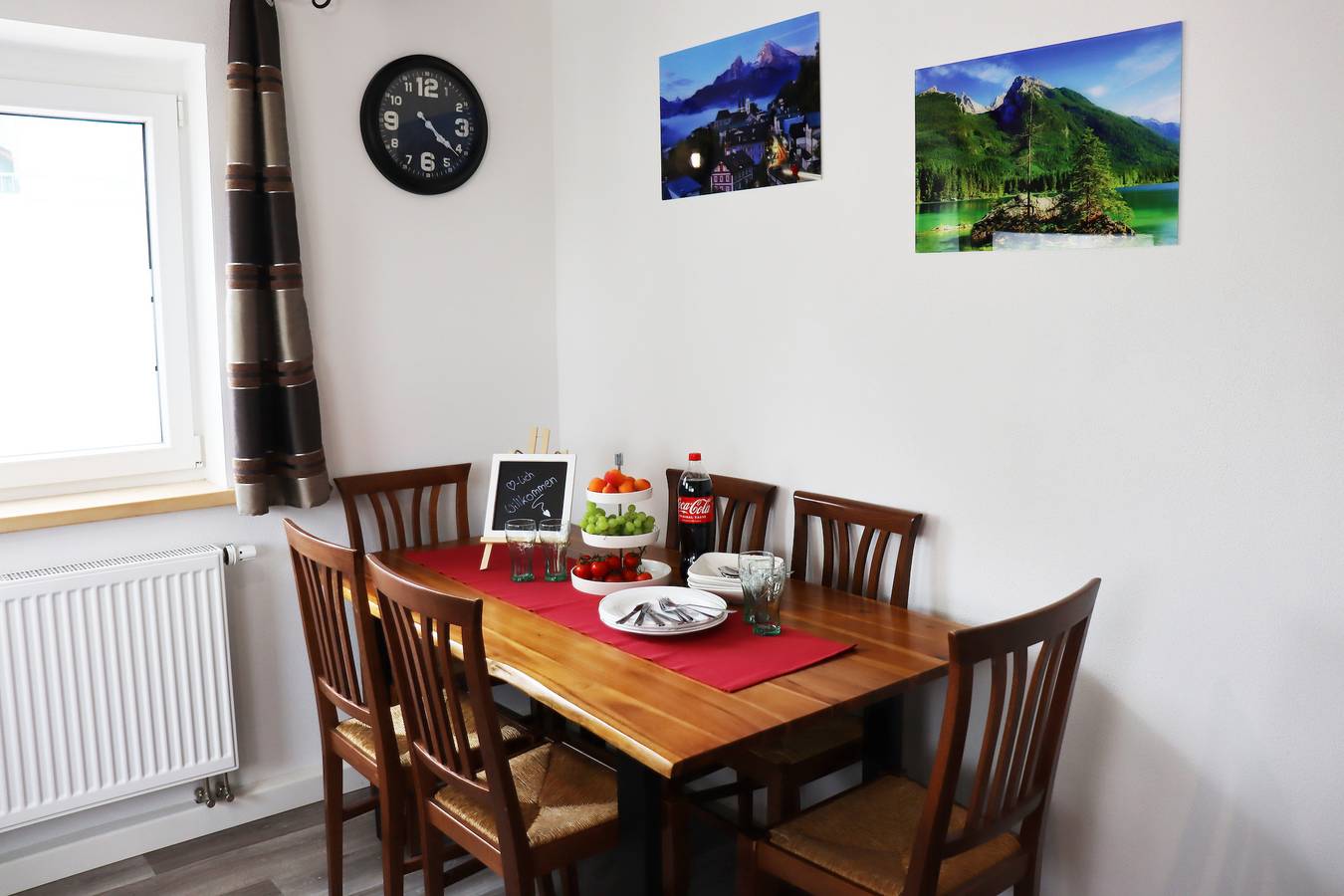 Ganze Ferienwohnung, Fasanengarten in Traunreut - Ferienwohnung 55qm mit Balkon und Gartenblick in Traunreut, Landkreis Traunstein