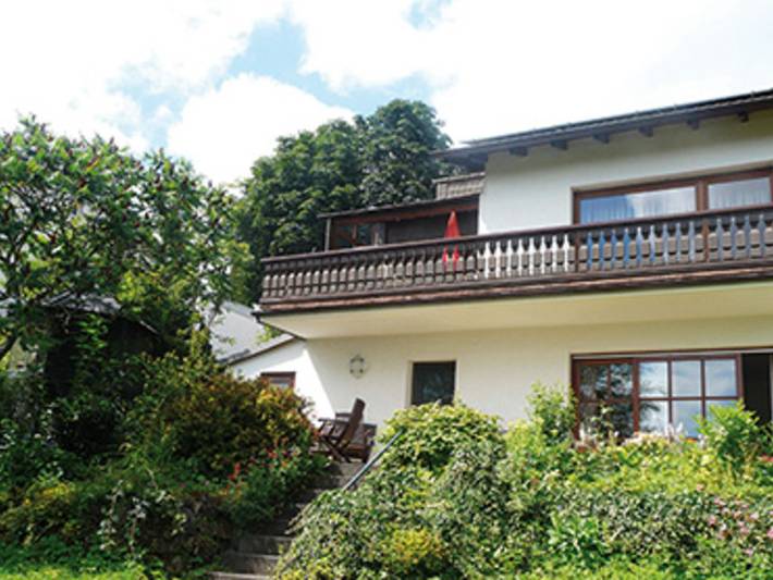 Ferienwohnung für 4 Personen, mit Balkon und Ausblick in Bad Wildungen