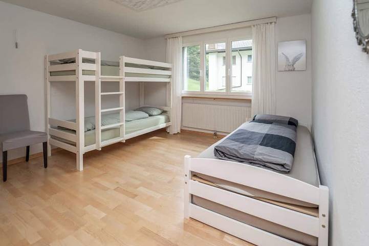 Ganze Wohnung, Casa Runaglias, Flond, (Flond), 37003B in Mundaun, Obersaxen-Mundaun