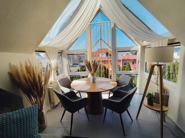 Ferienwohnung für 4 Personen, mit Garten und Ausblick in Zwenkau