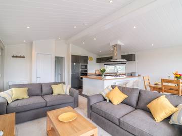 Lodge for 4 People in Newton Abbot, Devon, Photo 3