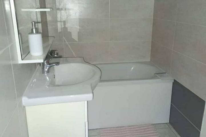 Gîte pour 4 personnes, avec jacuzzi à Bédarieux - 4