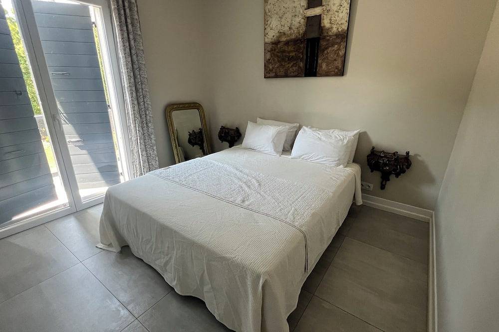 Villa Heated Pool & Slide - Beach 5 min & Center 10 min ! in Bastia, Cap Corse