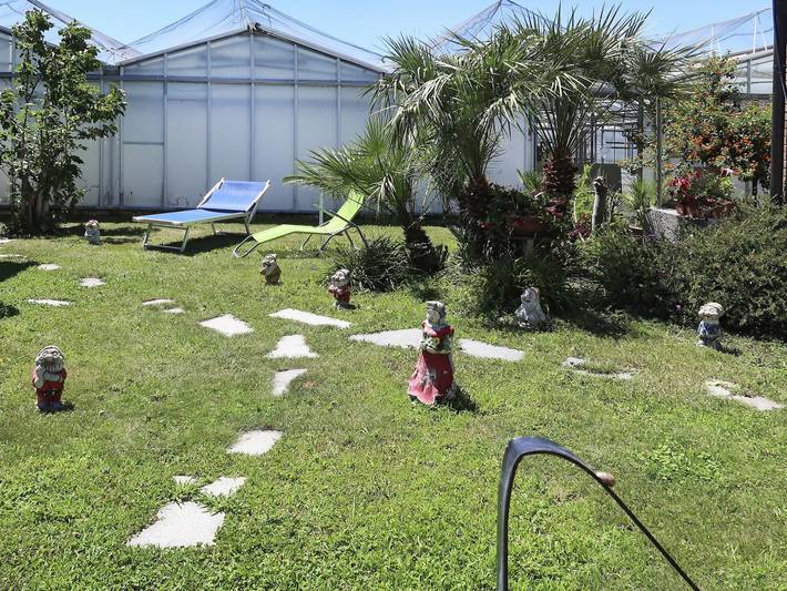 Ferienwohnung für 5 Personen, mit Balkon und Terrasse sowie Garten in Albenga