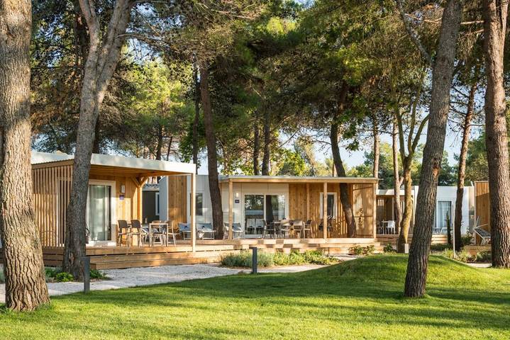 Parc de vacances pour 2 personnes, avec sauna et piscine ainsi que bassin pour enfant et jardin dans Région de Zadar - 2