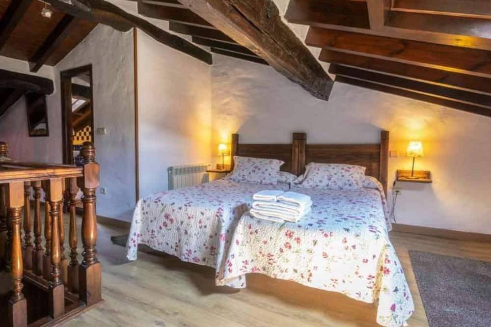 Casa Generosa Descr. in Tresgrandas, Llanes