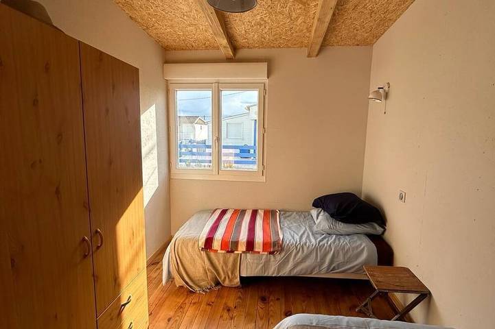 Chalet pour 6 personnes, avec balcon à Gruissan Plage - 2