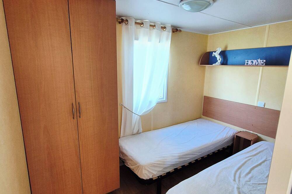 Mobilhome in Brigueuil, Charente