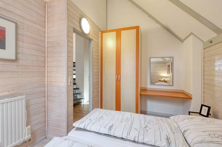 Ferienhaus bei Simone (Wlan, See, Wald, eigene Sauna) in Kirchheim, Knüllgebirge