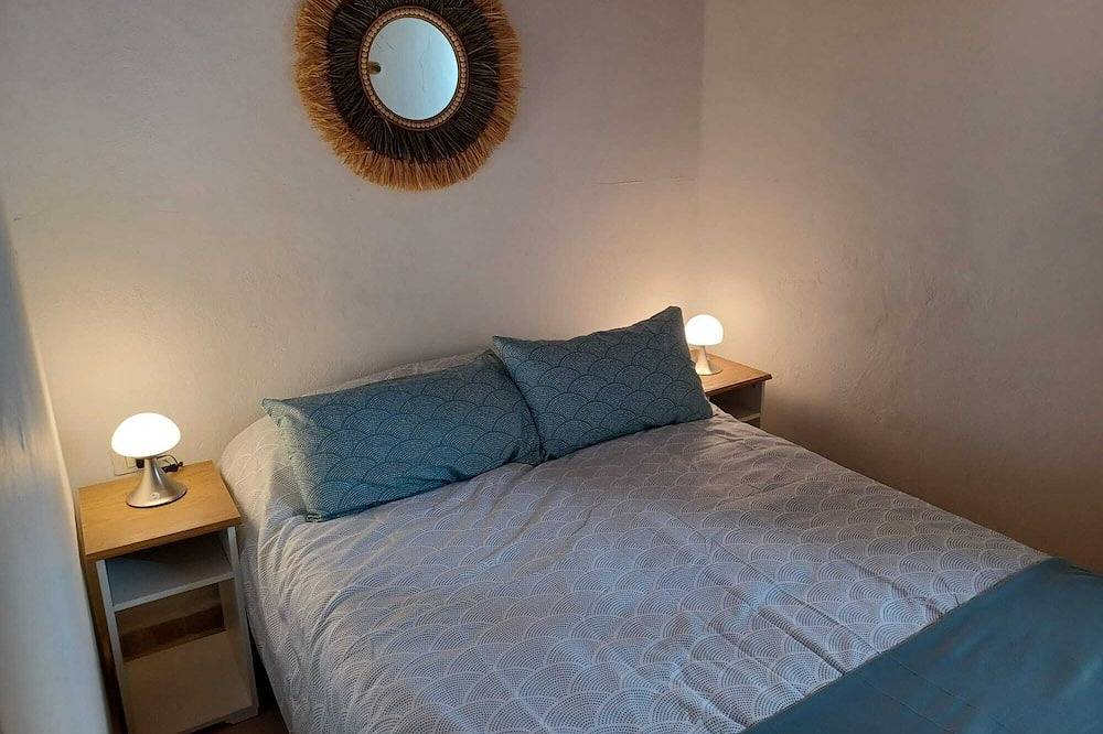 Entire apartment, Apt. Playalasricas in Arico, South Tenerife