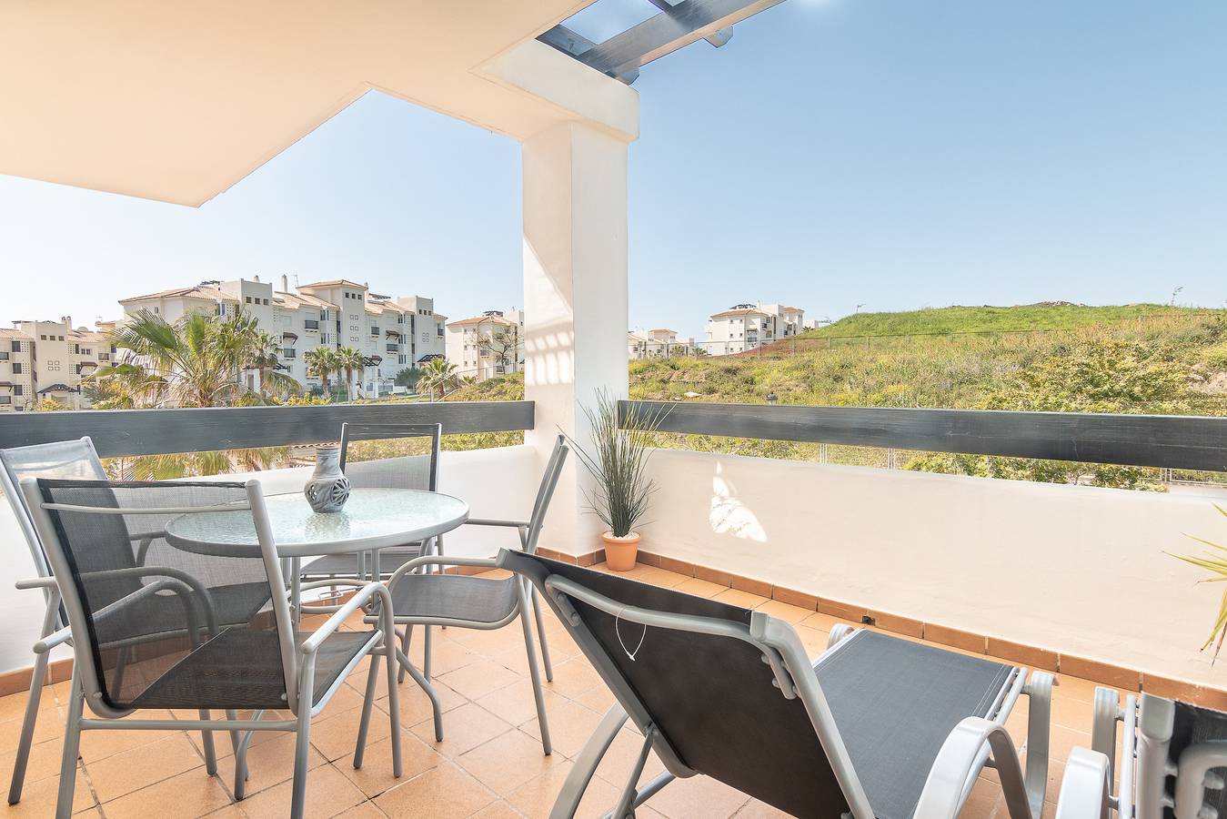 Entire apartment, Residencial Duquesa 2197 Sunny Terrace  in Sabinillas, Manilva
