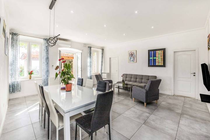 Ferienhaus für 8 Personen, mit Terrasse und Whirlpool in Dubrovnik - 3