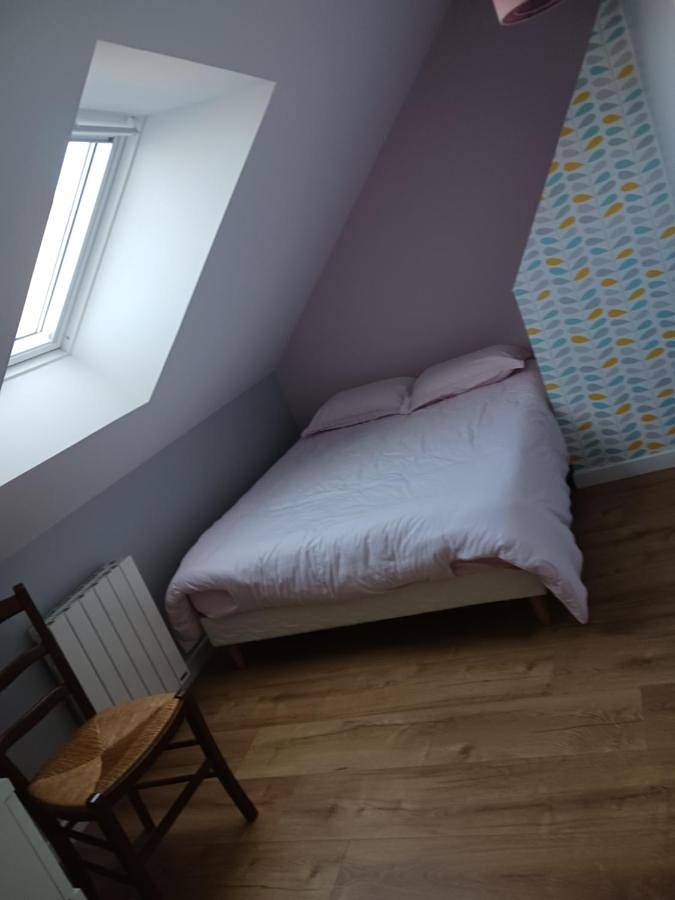 Location de vacances pour 3 personnes, avec terrasse dans Souillé