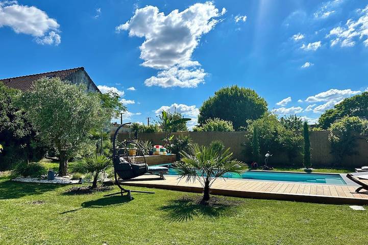 Gîte pour 8 personnes dans Garentreville