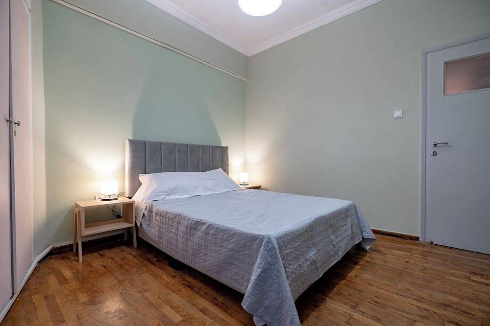 Ganze Wohnung, Athenian Getaway near Metro-Agios Nikolaos in Zentral-Athen, Athen