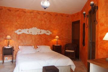 Chambre d’hôte pour 2 personnes, avec jardin à Lacoste