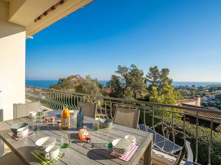 Ferienhaus für 10 Personen, mit Balkon und Garten in Frejus - 2